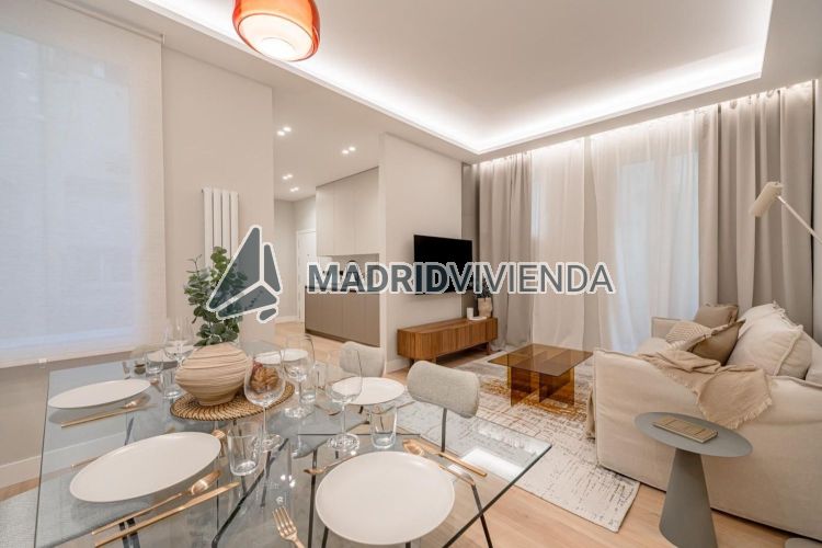 piso en venta en Cortes (Distrito Centro. Madrid Capital) por 849.000 €
