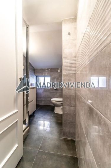 piso en venta en Corralejos (Distrito Barajas. Madrid Capital) por 298.000 €