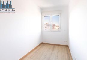 piso en venta en Pueblo Nuevo (Distrito Ciudad Lineal. Madrid Capital) por 291.624 €