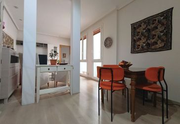 piso en venta en Cortes (Distrito Centro. Madrid Capital) por 450.000 €