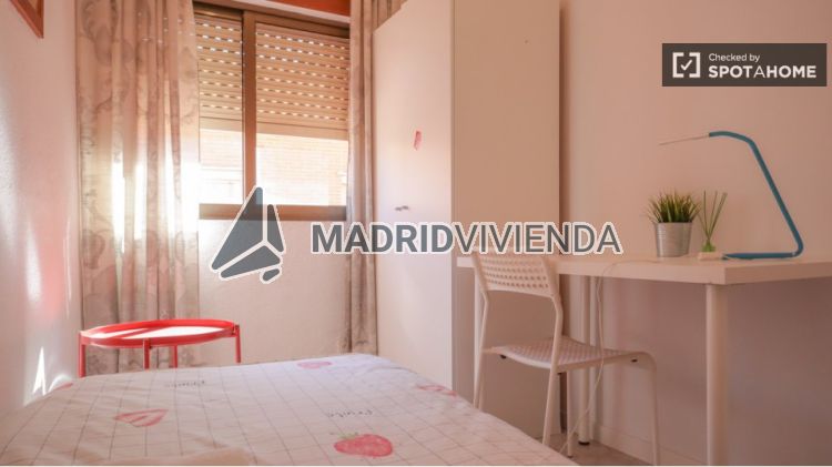habitación en alquiler en Casco Histórico de Vicálvaro (Distrito Vicálvaro. Madrid Capital) por 400 €
