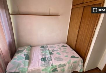 habitación en alquiler en Moscardó (Distrito Usera. Madrid Capital) por 450 €