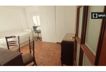 habitación en alquiler en Apóstol Santiago (Distrito Hortaleza. Madrid Capital) por 550 €