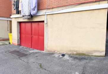 garaje en venta en Pradolongo (Distrito Usera. Madrid Capital) por 12.000 €