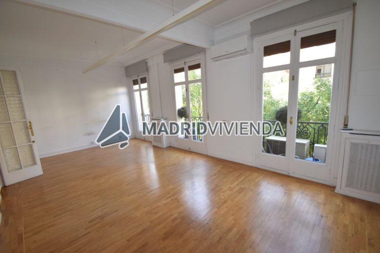 oficina en alquiler en Jerónimos (Distrito Retiro. Madrid Capital) por 7.900 €