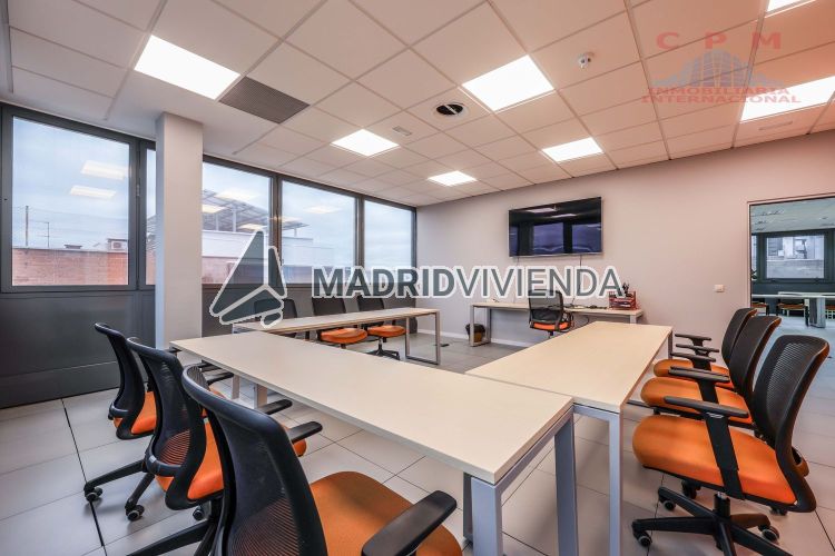 oficina en venta en Simancas (Distrito San Blas. Madrid Capital) por 599.000 €